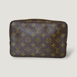 LOUIS VUITTON TROUSSE 23