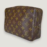 LOUIS VUITTON TROUSSE 23