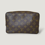LOUIS VUITTON TROUSSE 23