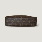 LOUIS VUITTON TROUSSE 23