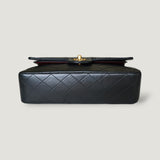 CHANEL CLASSIC MEDIUM BAG