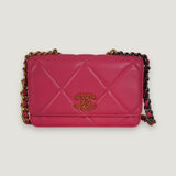 CHANEL WALLET ON CHAIN 19