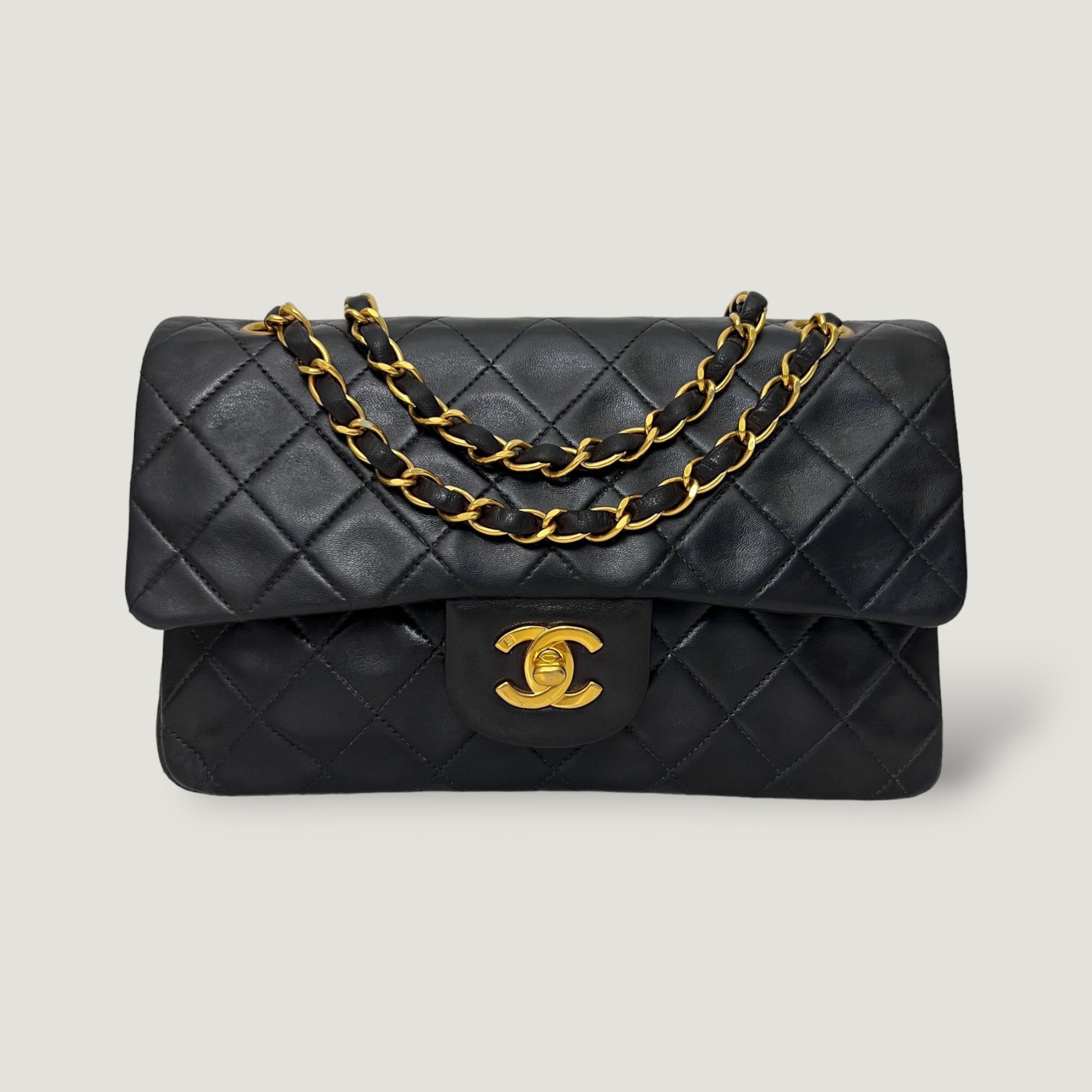 CHANEL CLASSIC SMALL BAG