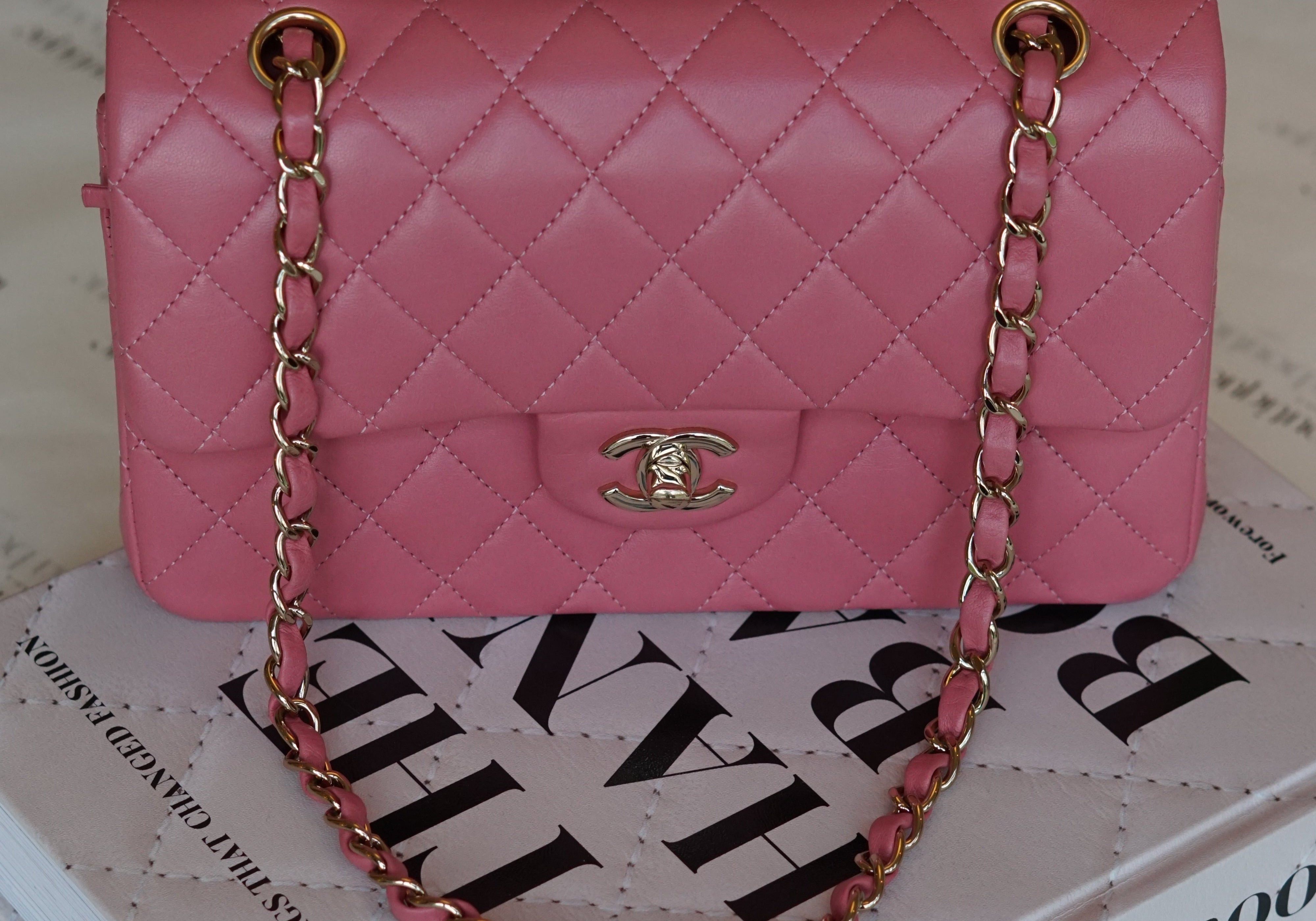 How to recognize an authentic CHANEL bag