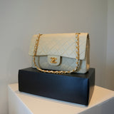 CHANEL CLASSIC MEDIUM BAG | IVORY