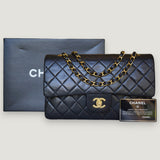 CHANEL CLASSIC MEDIUM BAG