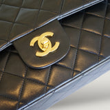 CHANEL CLASSIC MEDIUM BAG
