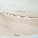 CHANEL CLASSIC MEDIUM BAG