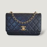 CHANEL WALLET ON CHAIN
