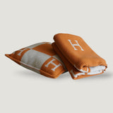 HERMES AVALON PILLOW & BLANKET