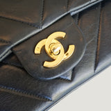 CHANEL CLASSIC MEDIUM BAG