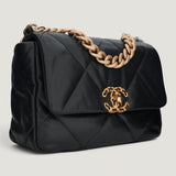 CHANEL 19 BAG