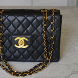 CHANEL CLASSIC JUMBO BAG