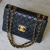 CHANEL CLASSIC JUMBO BAG