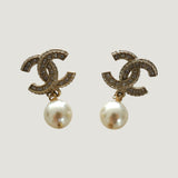 CHANEL EARRINGS | PEARLS