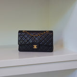 CHANEL CLASSIC MEDIUM BAG