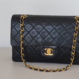 CHANEL CLASSIC MEDIUM BAG