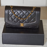 CHANEL DIANA MEDIUM BAG