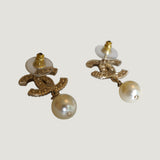 CHANEL EARRINGS | PEARLS