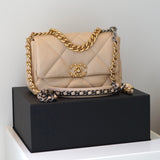 CHANEL 19 BAG