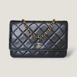 CHANEL WALLET ON CHAIN