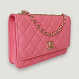 CHANEL WALLET ON CHAIN TRENDY
