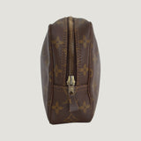LOUIS VUITTON TROUSSE 23