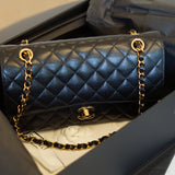 CHANEL CLASSIC MEDIUM BAG
