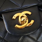 CHANEL CLASSIC MEDIUM BAG