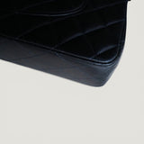 CHANEL CLASSIC MEDIUM BAG