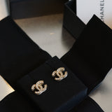 CHANEL EARRINGS PEARLS