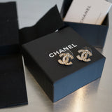CHANEL EARRINGS PEARLS