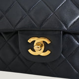 CHANEL CLASSIC MEDIUM BAG