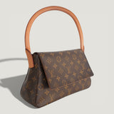 LOUIS VUITTON LOOPING PM