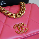 CHANEL WALLET ON CHAIN 19