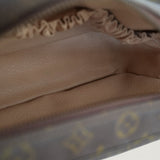 LOUIS VUITTON TROUSSE 28