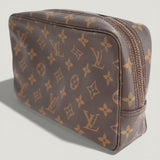 LOUIS VUITTON TROUSSE 28