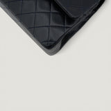 CHANEL CLASSIC MEDIUM BAG | NAVY BLUE