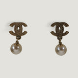 CHANEL EARRINGS | PEARLS