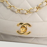 CHANEL DIANA MEDIUM BAG