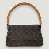 LOUIS VUITTON LOOPING PM