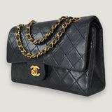 CHANEL CLASSIC MEDIUM BAG