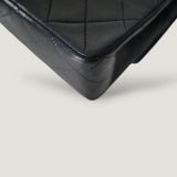 CHANEL CLASSIC MEDIUM BAG