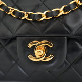 CHANEL CLASSIC MEDIUM BAG