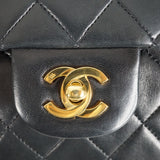 CHANEL CLASSIC MEDIUM BAG