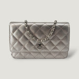 CHANEL WALLET ON CHAIN | METALLIC PIXEL EFFECT