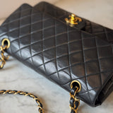 CHANEL CLASSIC MEDIUM BAG
