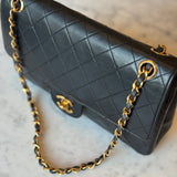 CHANEL CLASSIC MEDIUM BAG