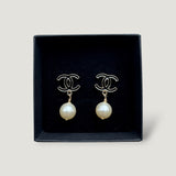 CHANEL EARRINGS | PEARLS
