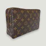 LOUIS VUITTON TROUSSE 23